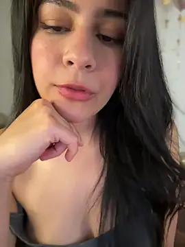 CuteKira7 online show from 04-11-26, 07:45