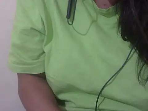 Snapshot of Lusty_Wife1 chatting on 10-14-25, 10:21 Lusty Wife1 online show from 10-14-25, 10:21