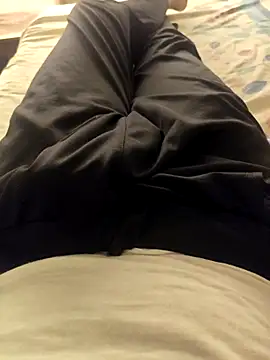 Horny boy321 online show from 10-31-25, 07:48