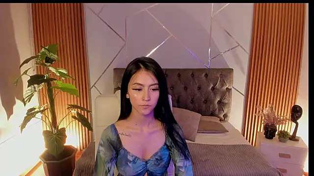 Snapshot of Coralinnee_ chatting on 09-10-25, 03:39 Coralinnee  online show from 09-10-25, 03:39