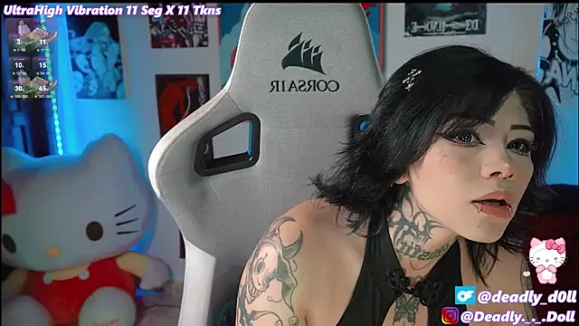 Deadly Doll online show from 02-23-25, 10:42