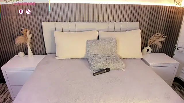 SHANONCLARK online show from 10-14-25, 07:14