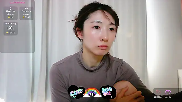 Love me Eri  online show from 05-16-26, 05:26