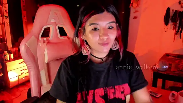 annie walker6 online show from 07-01-26, 03:30
