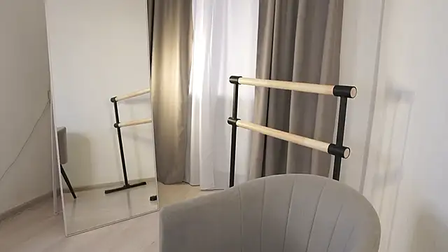 FiaMoor online show from 11-22-25, 11:20