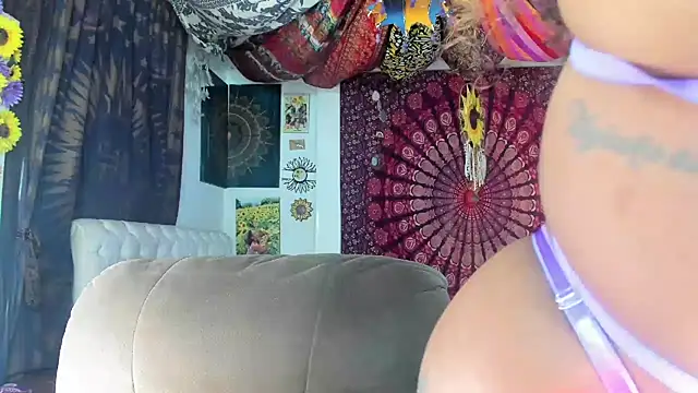 Snapshot of ElizaGrey_ chatting on 03-04-25, 02:06 ElizaGrey  online show from 03-04-25, 02:06