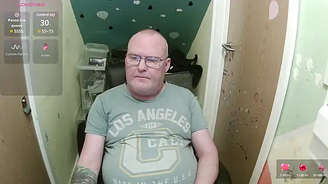 FriendlyDave online show from 02-16-25, 06:32