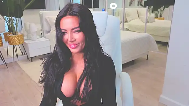 Snapshot of wowEva chatting on 11-07-25, 08:58 wowEva online show from 11-07-25, 08:58