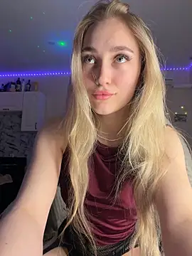 Good  Girl  online show from 02-16-26, 03:52