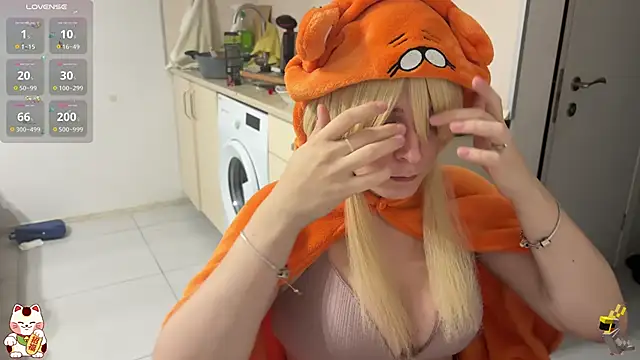 ShiroiFubuki online show from 12-03-25, 06:28