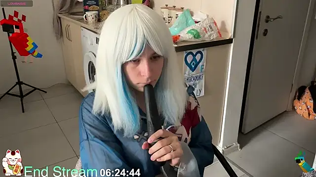 ShiroiFubuki online show from 05-13-26, 08:01