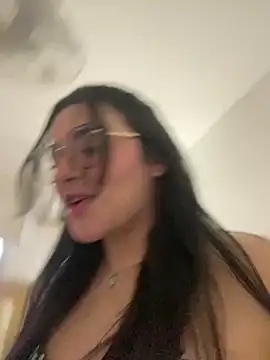 Lia flowers online show from 01-25-25, 11:00