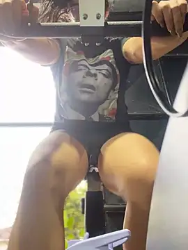 Lia flowers online show from 03-21-25, 10:06