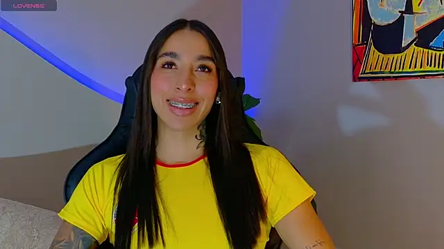 KAYLA BATISTA online show from 06-25-26, 11:09