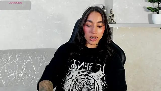 KAYLA BATISTA online show from 07-13-26, 11:29