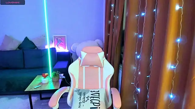 Queen baby online show from 12-22-25, 02:19