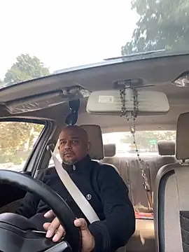 Dick 6inches online show from 12-01-25, 06:29