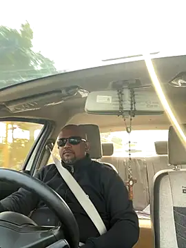 Dick 6inches online show from 12-02-25, 06:41