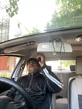 Dick 6inches online show from 04-15-26, 02:51