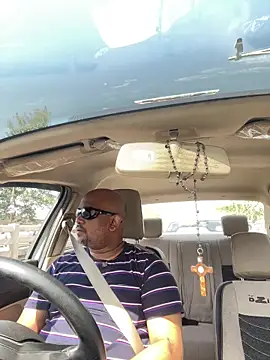 Dick 6inches online show from 04-18-26, 03:54