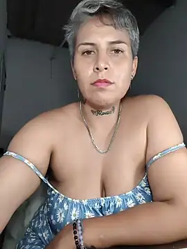 Yessi rousse online show from 05-15-26, 11:23