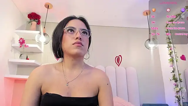 Rebeca jones online show from 02-25-25, 01:06