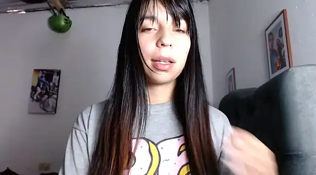 Snapshot of xx_nath_xx chatting on 02-15-25, 07:39 xx nath xx online show from 02-15-25, 07:39