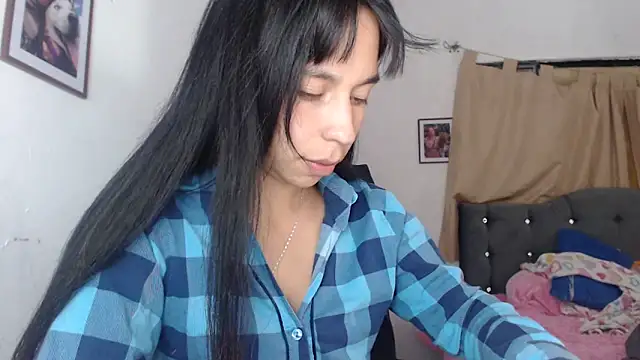 Snapshot of xx_nath_xx chatting on 09-27-25, 02:27 xx nath xx online show from 09-27-25, 02:27