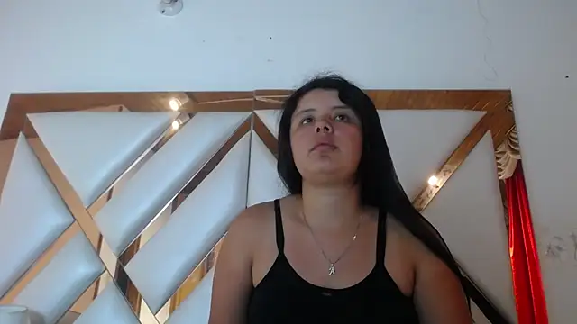 nathaly low1 online show from 05-07-26, 01:05