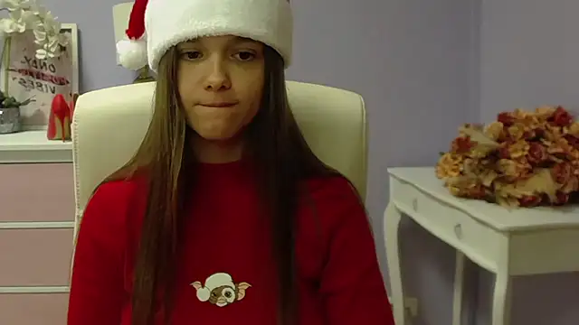 Snapshot of dirtyxEmily chatting on 12-17-24, 10:55 dirtyxEmily online show from 12-17-24, 10:55