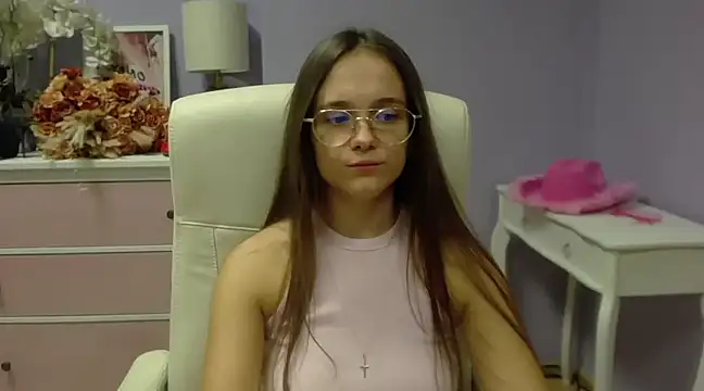 Snapshot of dirtyxEmily chatting on 01-15-25, 11:00 dirtyxEmily online show from 01-15-25, 11:00