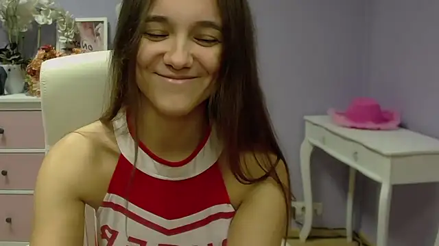 Snapshot of dirtyxEmily chatting on 02-04-25, 07:29 dirtyxEmily online show from 02-04-25, 07:29