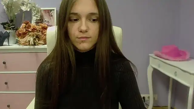 Snapshot of dirtyxEmily chatting on 02-18-25, 01:55 dirtyxEmily online show from 02-18-25, 01:55