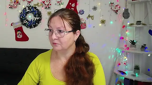 VanessaHotts online show from 01-04-25, 06:09