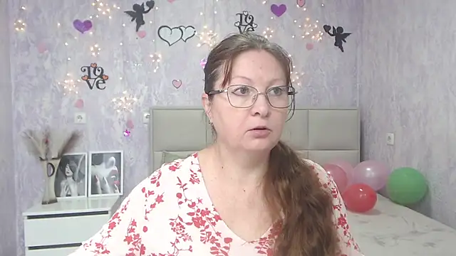 VanessaHotts online show from 02-01-25, 06:00