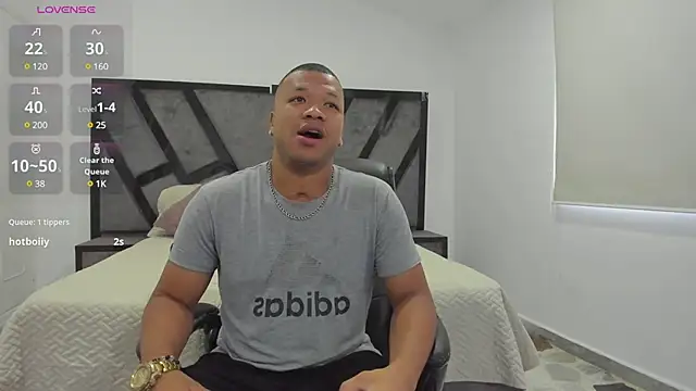 AnnieAndStefan online show from 02-22-25, 11:46