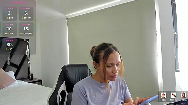 AnnieAndStefan online show from 07-30-26, 01:54