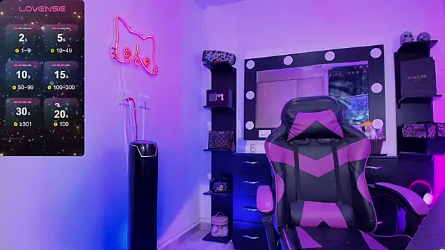 miss kitty online show from 02-05-26, 12:59