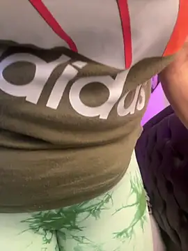 lonely shewolf online show from 04-08-26, 04:51