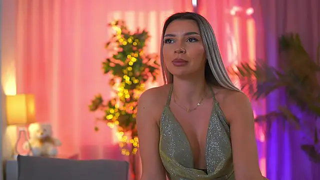 ArtTeasee online show from 03-22-25, 01:19