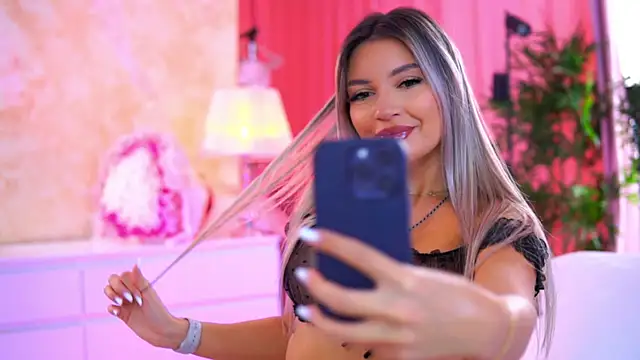 ArtTeasee online show from 10-09-25, 09:07