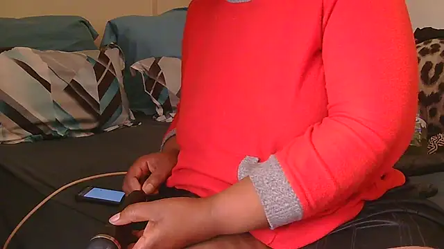 AddictiveAssCurves online show from 07-13-26, 09:01