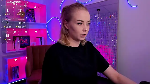 StephanieSweety online show from 02-13-26, 05:31