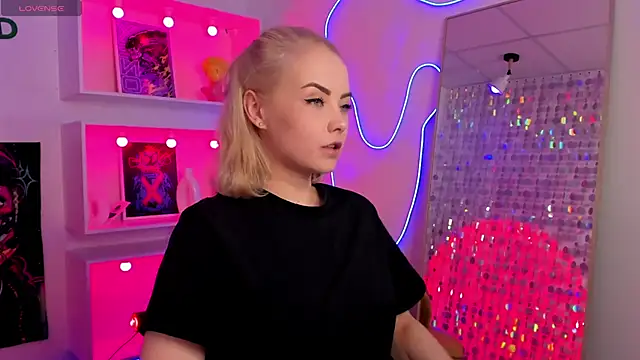 StephanieSweety online show from 05-21-26, 06:26