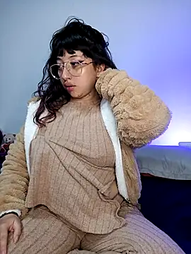 Piafisher1 online show from 11-06-25, 01:17