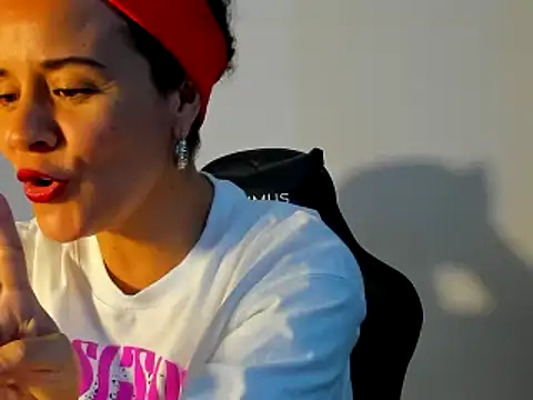 Sami Hotie1 online show from 02-09-25, 08:34