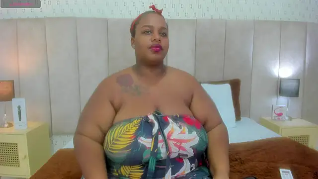 Snapshot of KiaraBrownn chatting on 02-12-25, 11:40 KiaraBrownn online show from 02-12-25, 11:40