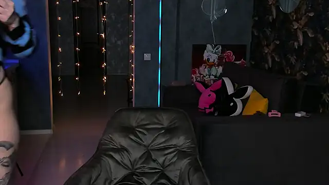 Blckmirrorr online show from 09-11-25, 04:29