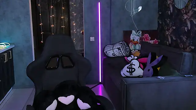 Blckmirrorr online show from 04-29-26, 08:51