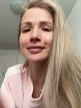 Miya Nika online show from 03-11-25, 12:28